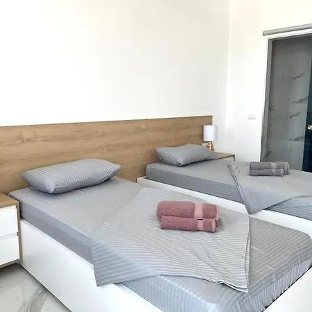 Apartment Diamond Star 1 *